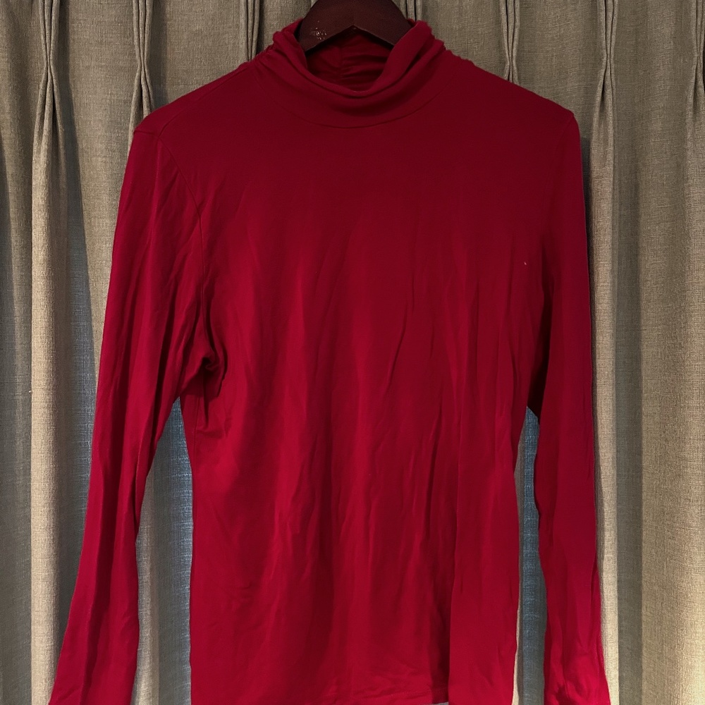 Two women's XLarge turtle necks one mustard yellow and one devils red